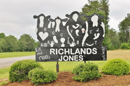 Richlands sign