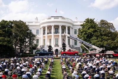 White House Dereg 3